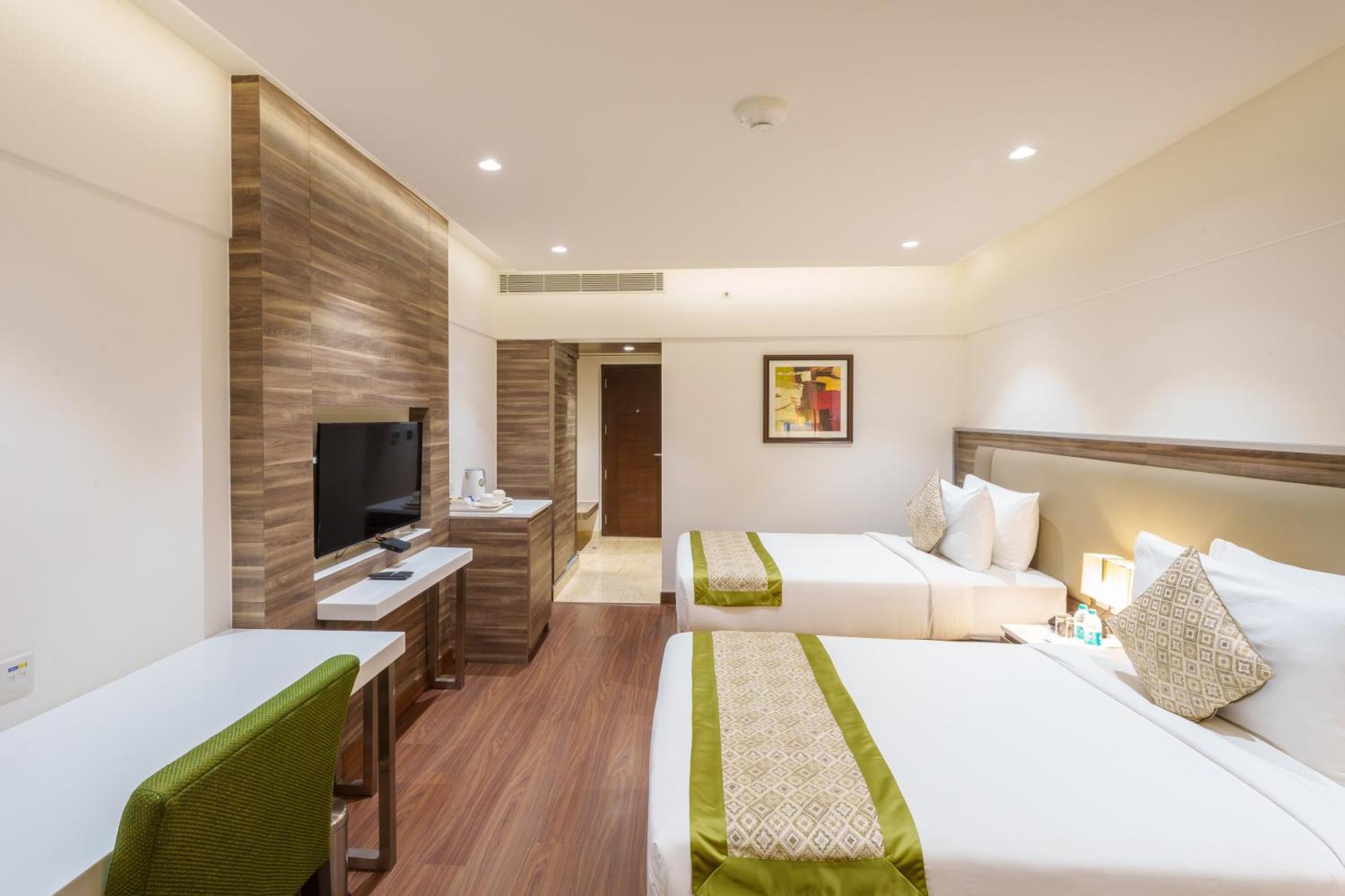 Pharos Hotels Chennai Exterior photo